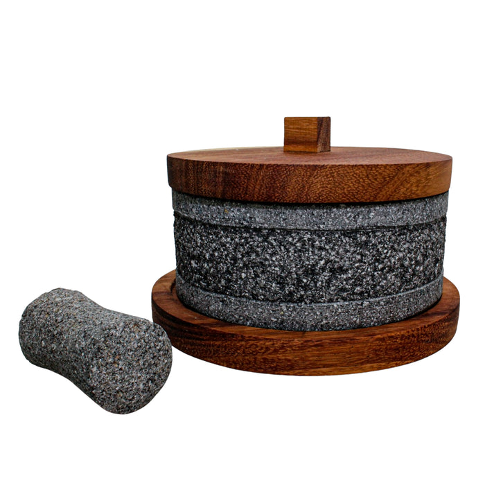 Molcajete Yolia de 20cm/8in con base de madera y tapa de madera parota